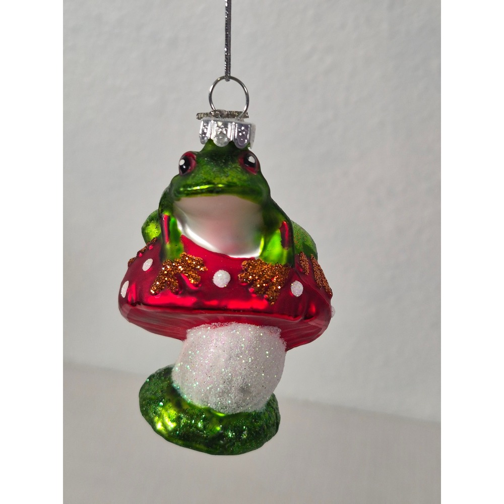 Midwest of Cannon Falls Frog on Mushroom Glass Ornament Green Red Glitter 12513